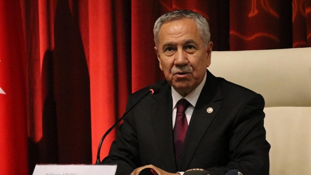 Bülent Arınç’tan yargı eleştirisi