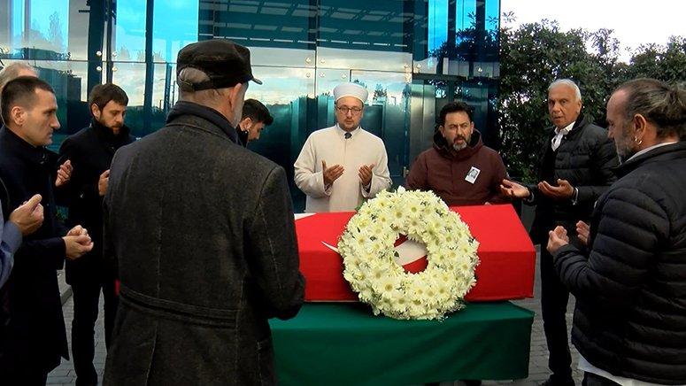 Hıncal Uluç son yolculuğuna uğurlanıyor