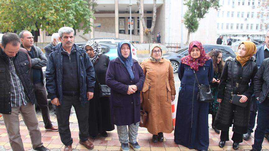 Malatya’da bir daireyi aynı anda 3 kişiye satmışlar