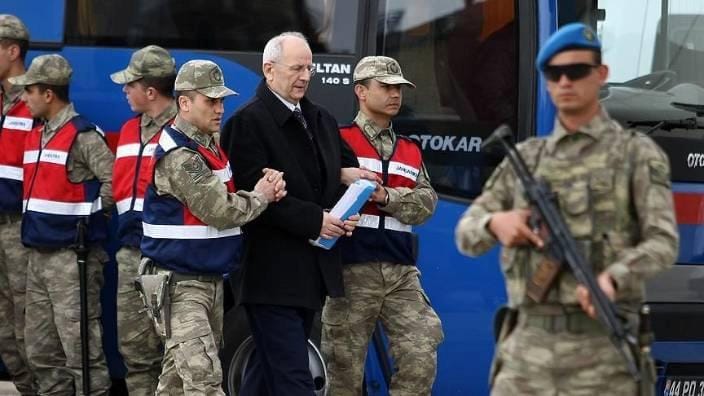 2.Ordu eski Komutanı Adem Huduti’ye darbe cezası