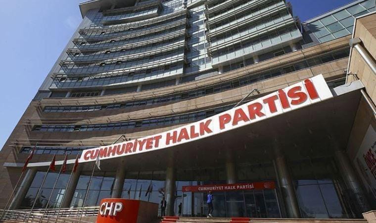 CHP’de 40 il ve 39 ilçe başkanı milletvekilliği için istifa etti