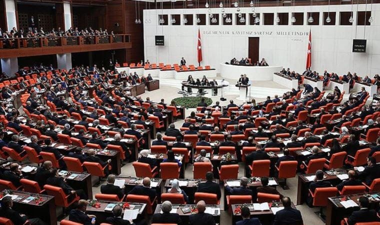 EYT yasa teklifi Meclis’te imzaya açıldı