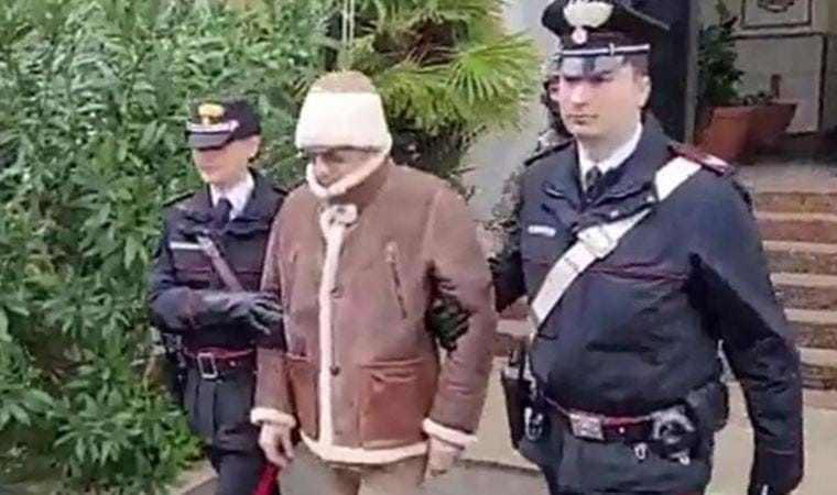 İtalya’da 30 yıl sonra yakalanan mafya babası Matteo Messina Denaro’nun evinde ‘Baba’ filmi afişi çıktı