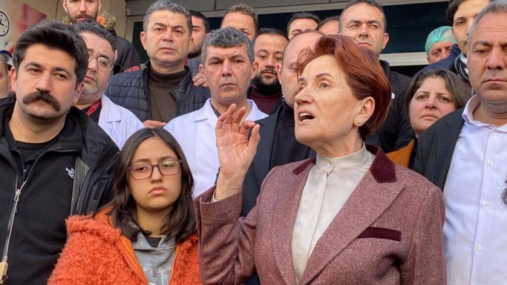 Akşener: Üniversitelerin kapatılması çok yanlış