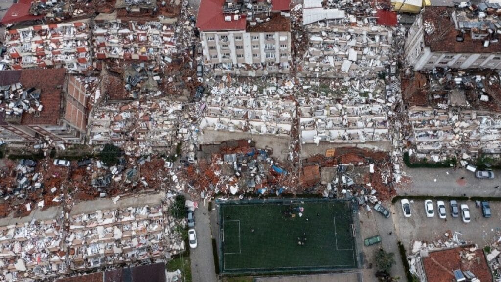 Deprem sonrası Hatay’dan gelen görüntüler kan dondurdu