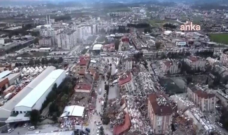 Hatay’da depremin yarattığı büyük yıkım drone ile böyle görüntülendi