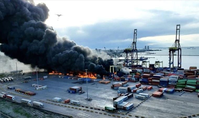 İskenderun Limanı’ndaki yangının söndürüldüğü açıklandı