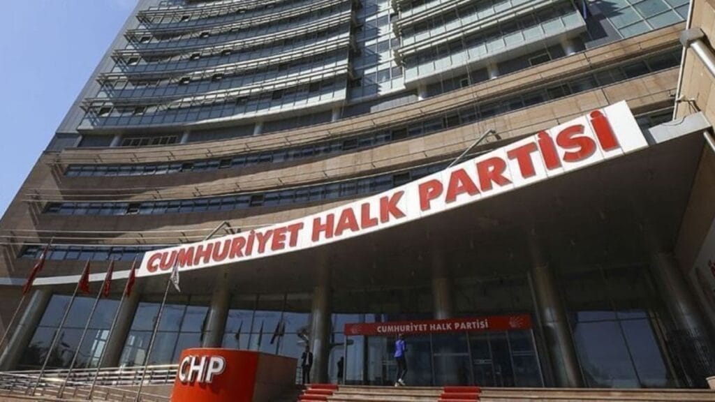 CHP’den Erdoğan’a hodri meydan: Gelin birlikte afet illerine gidelim