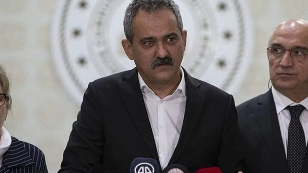Milli Eğitim Bakanı’ndan depremzede öğrenciler için LGS açıklaması