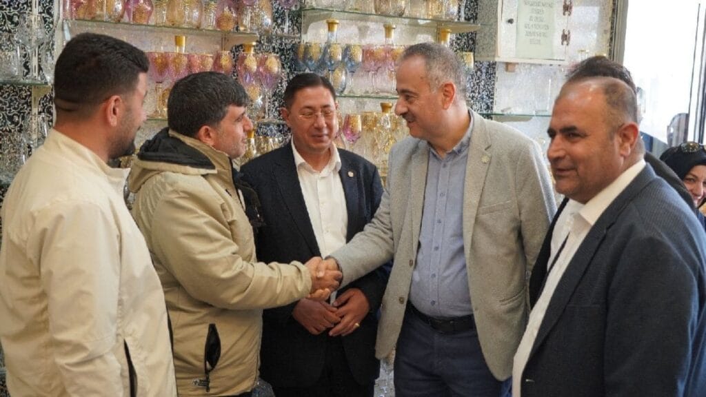 İYİ Parti’li Prof. Dr. Araz: Sınır kapısını sivil geçişlere açacağız