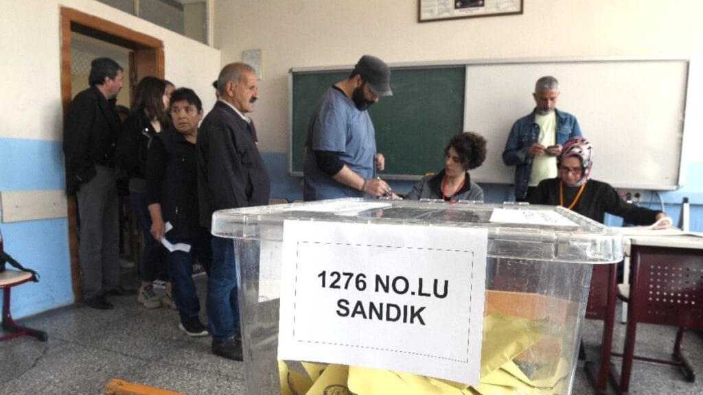 Seçmen kağıdı ikinci turda geçerli mi? Aynı sandıkta mı oy kullanılacak?