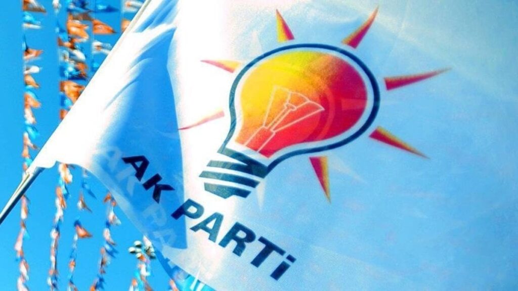 AKP yasaklamıştı: Yeni döneme ‘Andımız’ ile başladılar!