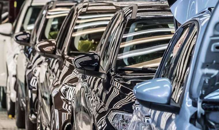 Otomobil fiyatları uçuşa geçti: 2 yılda yüzde 440 artış!