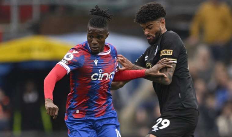 Wilfried Zaha Galatasaray için İstanbul’da