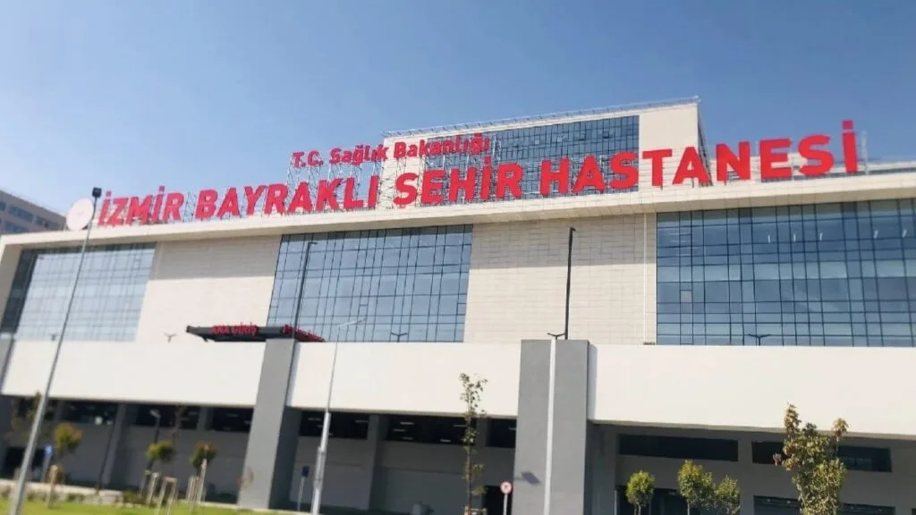 İzmir Şehir Hastanesi açıldı, sorunlar diz boyu! ‘İdare edin’ dönemi