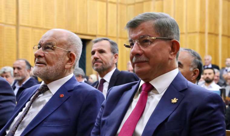 Saadet ve Gelecek partileri, ilk grup toplantısını yaptı: Erdoğan’ın ‘yeni anayasa’ çağrısına yanıt verdiler