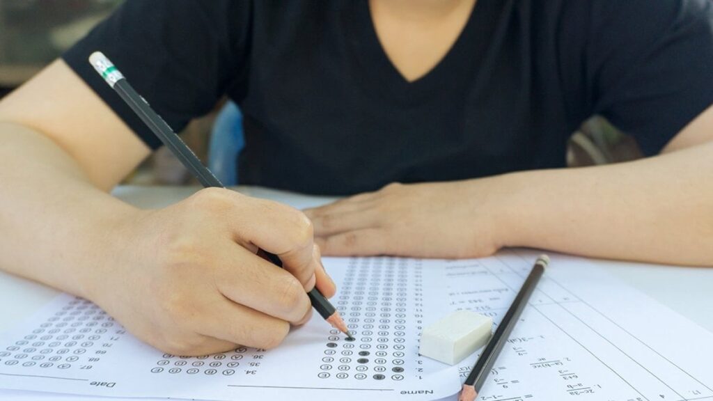 LGS sınavı soru ve cevap anahtarları yayımlandı