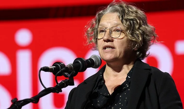 CHP Yoksulluk Dayanışma Ofisi Koordinatörü,yazar Hacer Foggo’dan CHP’ye: ‘Beni partiye sığdıramadınız’