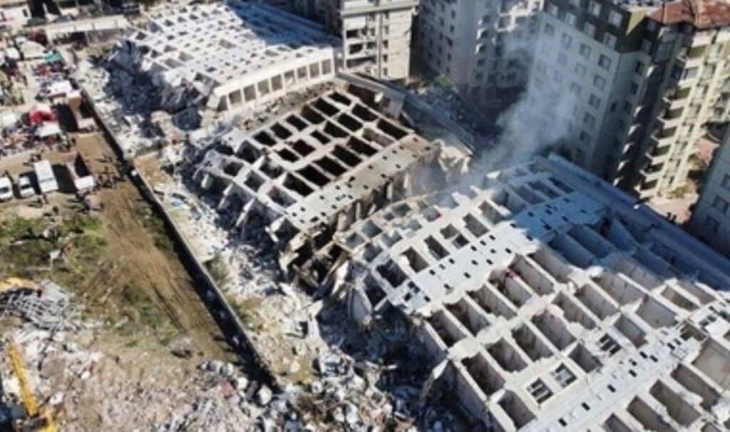 6 Şubat depreminde 269 kişiye mezar olmuştu: ‘Rönesans’ davası başladı