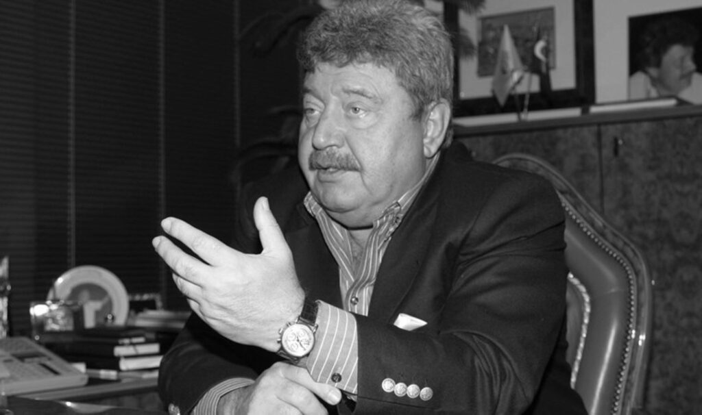 Eski Devlet Bakanı Mehmet Ali Yılmaz son yolculuğuna uğurlandı