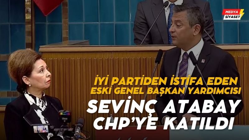 İYİ Parti Eski Genel Başkan Yardımcısı Sevinç Atabay CHP’ye katıldı. Rozetini Özgür Özel taktı