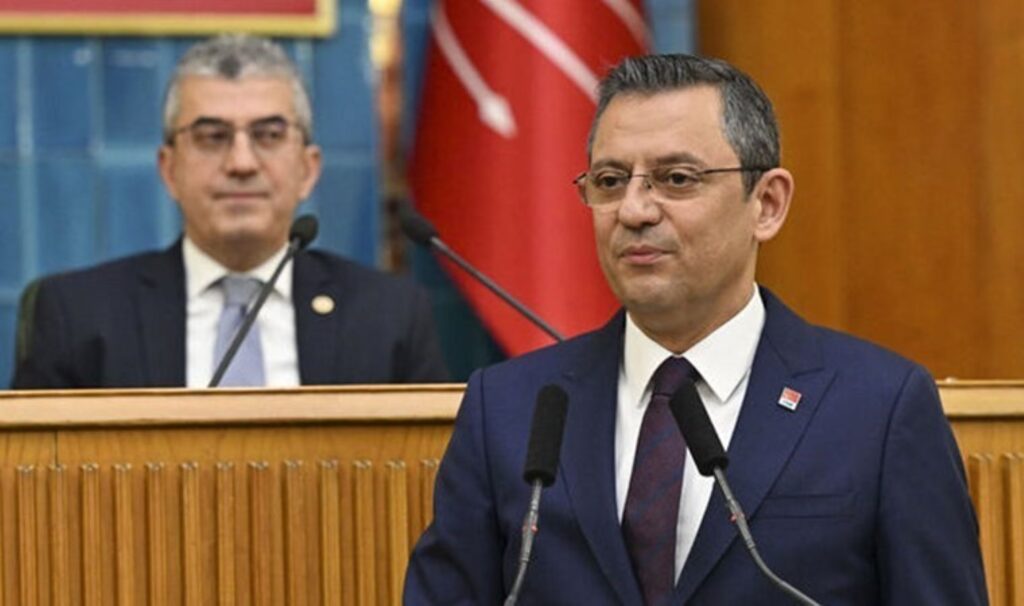 Özgür Özel’den 1 Mayıs için Bakan Yerlikaya’ya telefon: Taksim’in  kapalı olması kararının yeniden gözden geçirin