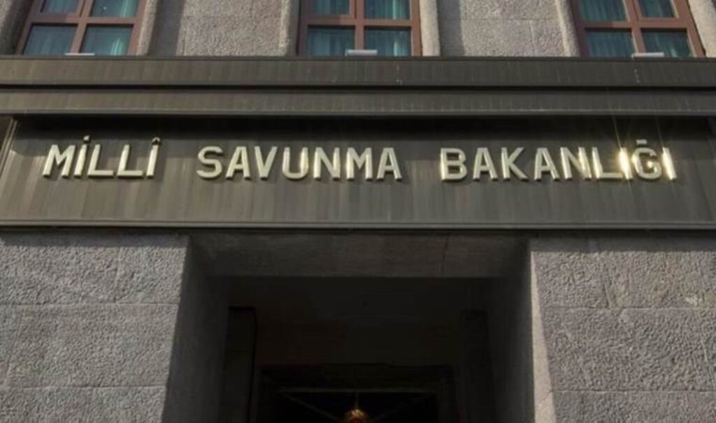 Milli Savunma Bakanlığı’ndan Kayseri’de şehit olan iki pilot hakkında açıklama
