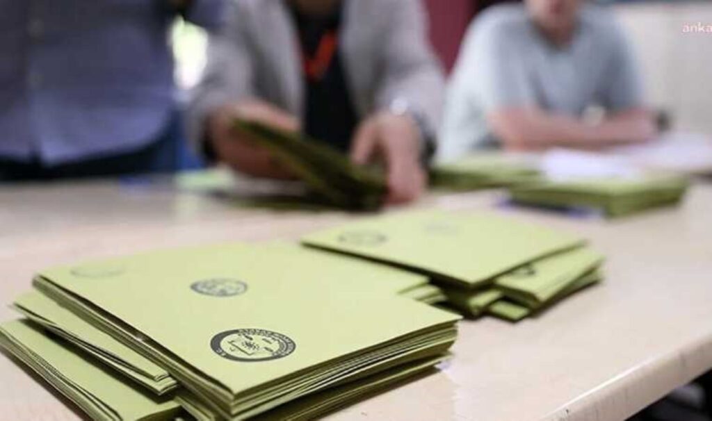 31 Mart’ta CHP kazanmıştı… Tekrarlanan seçimde kazanan AKP oldu