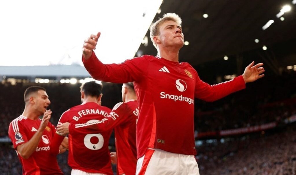 Manchester United’dan sahasında nefes kesen geri dönüş!