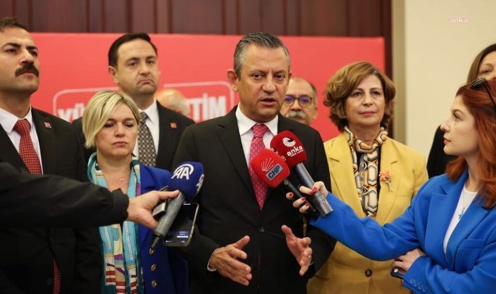 Özgür Özel’den ‘DEM Parti’ açıklaması: ‘Görüşmenin olup olmayacağını değerlendireceğiz’